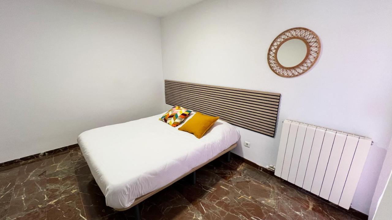 Apartamentos Zaragoza 3000 Екстер'єр фото