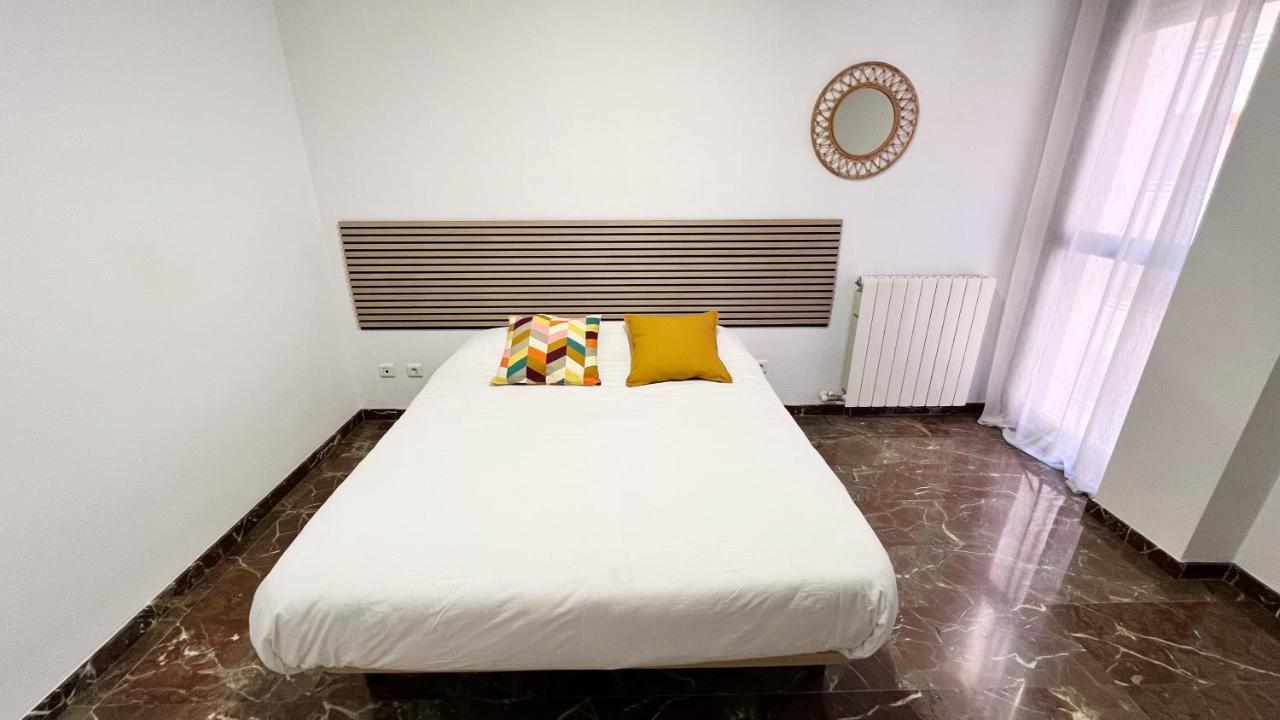 Apartamentos Zaragoza 3000 Екстер'єр фото