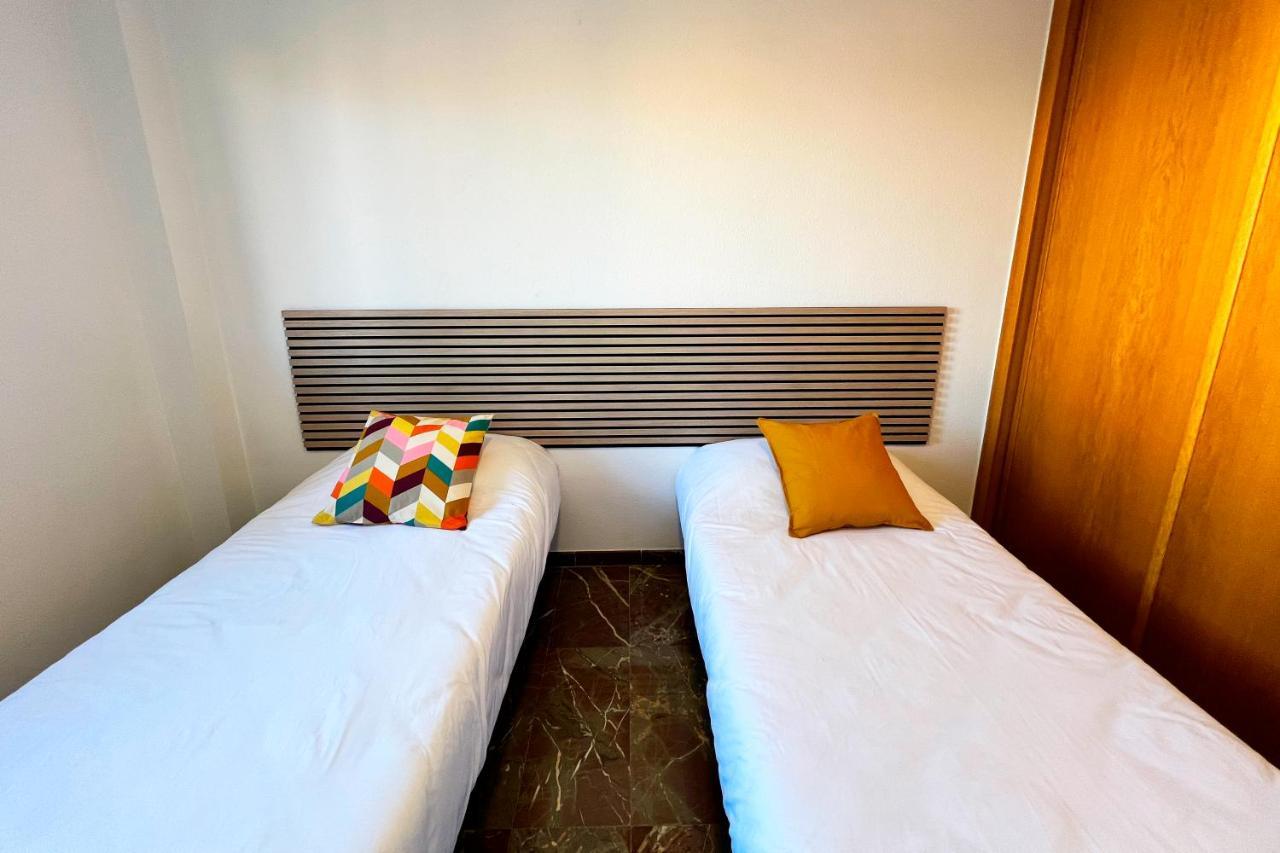 Apartamentos Zaragoza 3000 Екстер'єр фото